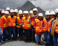 Visitantes de Catac en el mirador de Antamina.