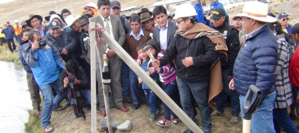 Primera piedra del proyecto de mejoramiento del sistema de riego canal Tucu - Chiquián.