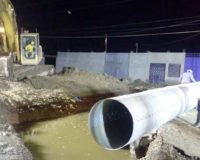 Una Sola Fuerza: trabajo conjunto con socios estratégicos para instalar tuberías y desaguar los aniegos en Huarmey